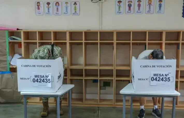 Presidente del jurado electoral admite «serias irregularidades» en elecciones de Perú